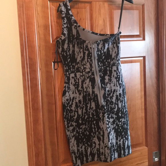 NWT BCBG mini dress size large - Picture 4 of 4